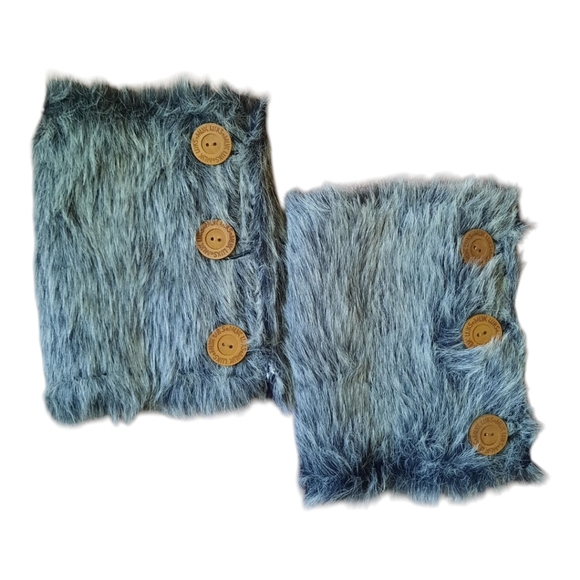 Muk Luks reversible faux fur Southwestern Aztec sweater boot covers/leg warmers - Picture 6 of 7